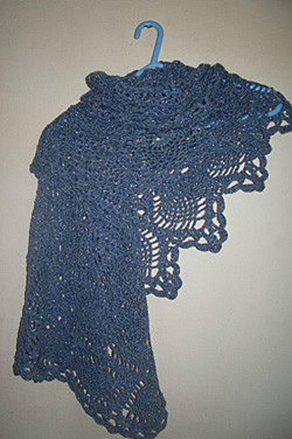 #21 Pineapple-design shawl