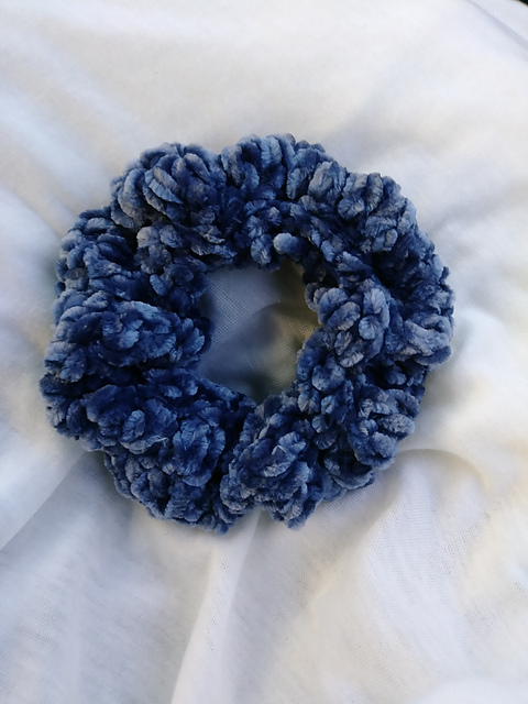 Velvet Schrunchie