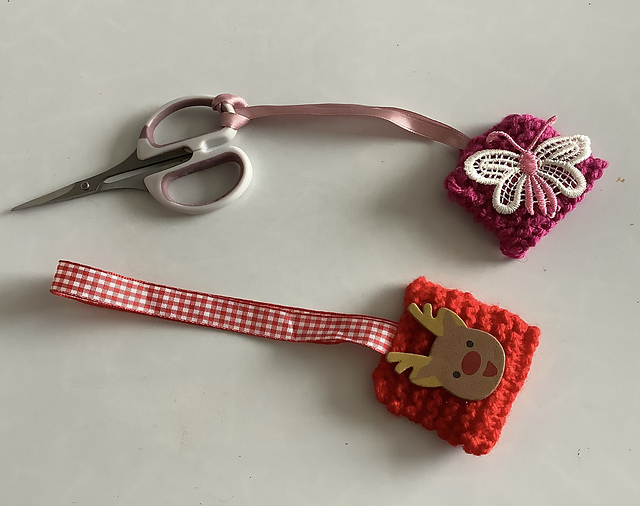 Easy Scissors Minder