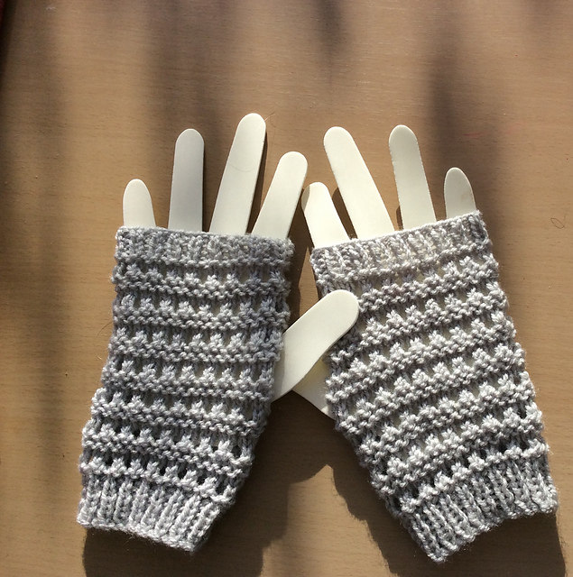 Melody Fingerless Gloves