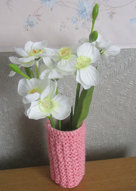 Toilet Roll Tube Vase