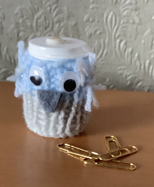 Owl Paper Clip Holder