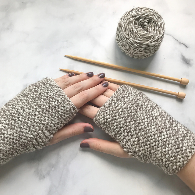 Learn to Knit: Fingerless Mitts
