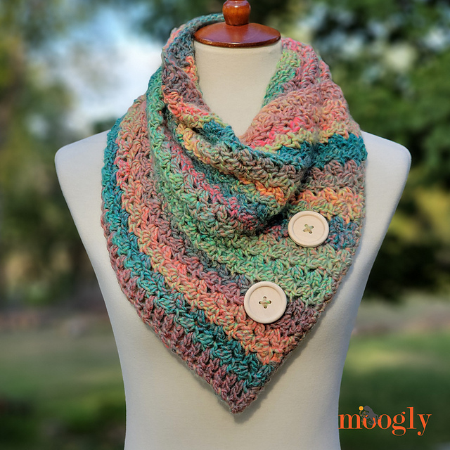 Perfect Point Cowl