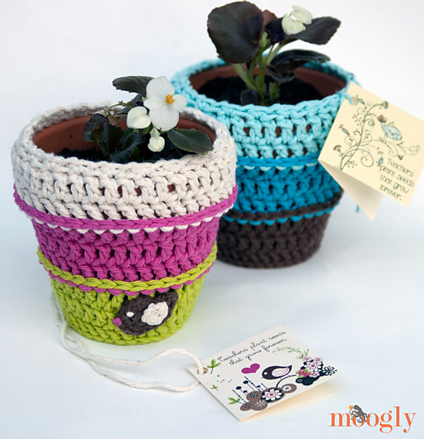 ravelry-planting-seeds-flower-pot-cozy-pattern-by-tamara-kelly