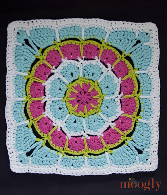 Magic Spike Mandala Square - 12"