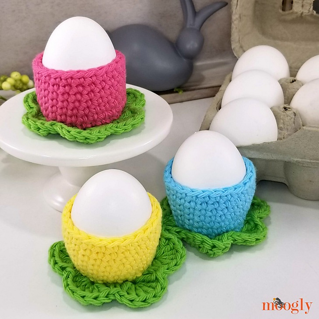 Simple Flower Egg Cozy