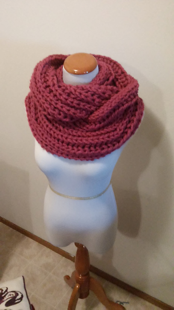 Brad & Angelina Infinity Scarf