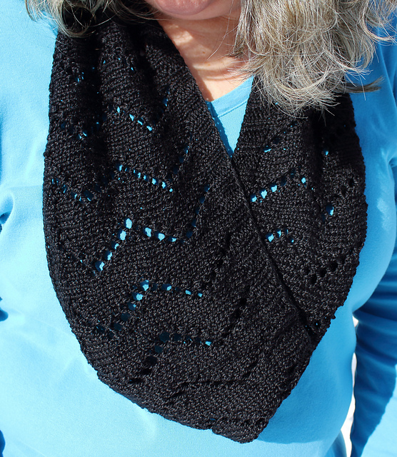 Tiffany Cowl