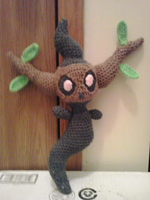 #708 Phantump (Pokemon)