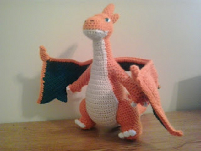 #006 Mega Charizard Y (Pokemon)