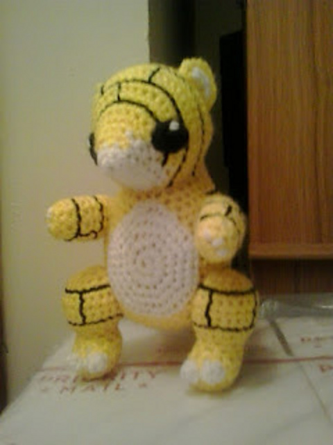 #027 Sandshrew (Pokemon)