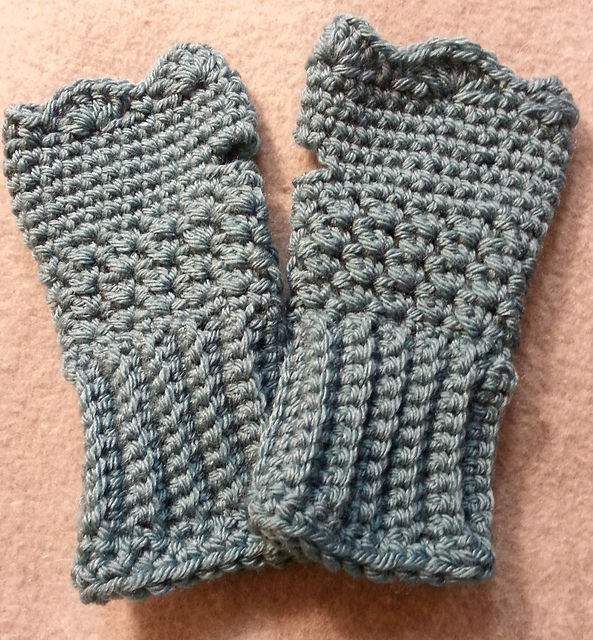 Sea Foam Fingerless Gloves