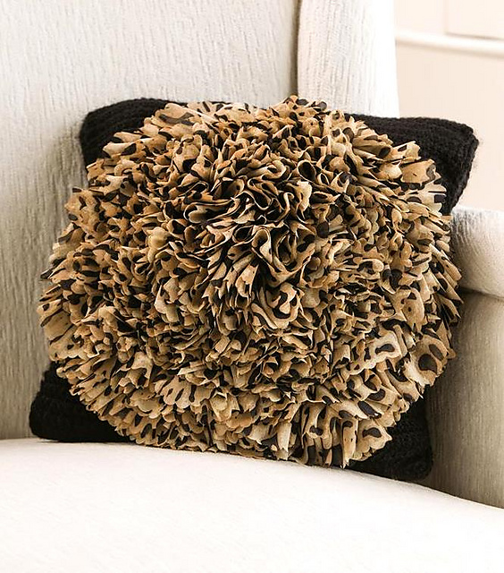 Leopard Chrysanthemum Pillow