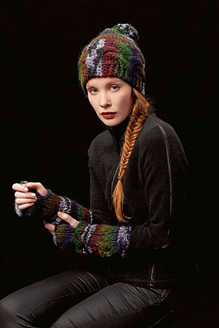 201-10_C Wrist warmers