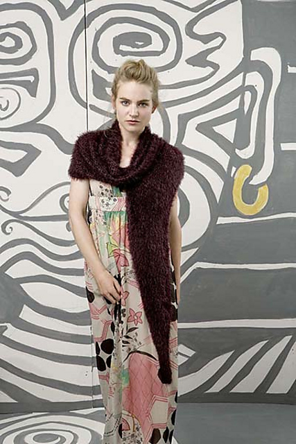 231-032 Triangular shawl