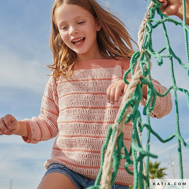 97-09 Triple crochet sweater
