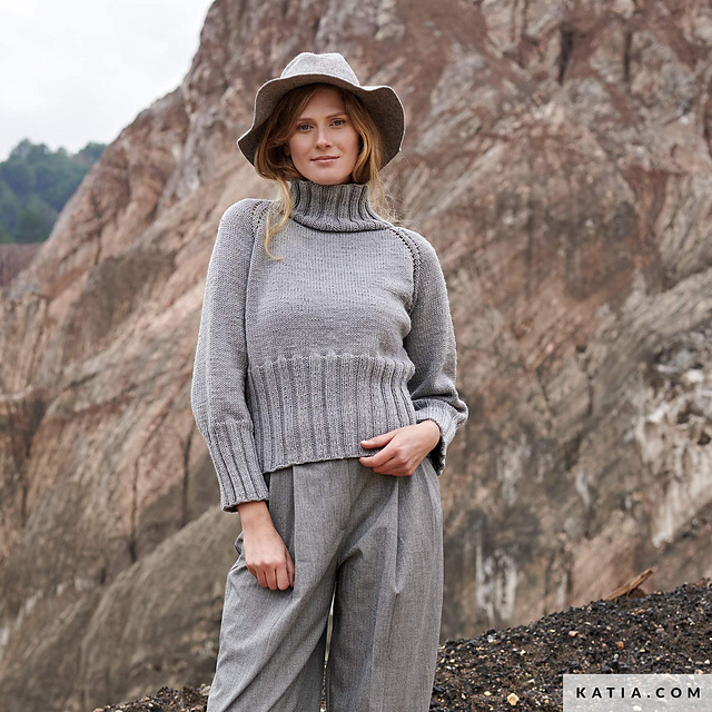 6309-29 Top-down circular sweater