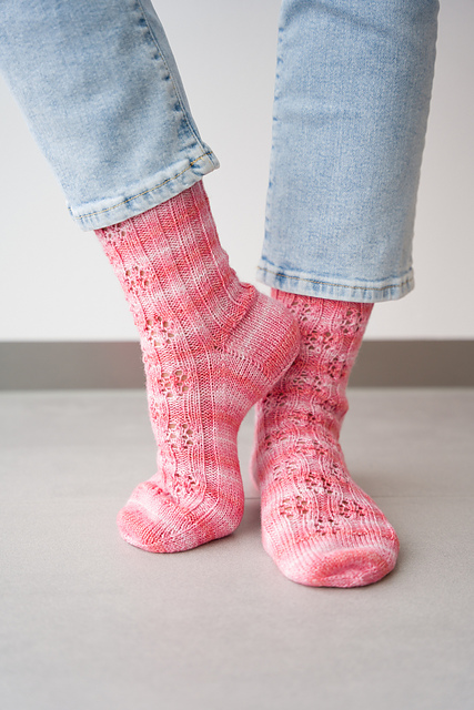 Frühlingssocken 2022 / Flowery Socks