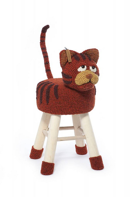 Animal stool cat