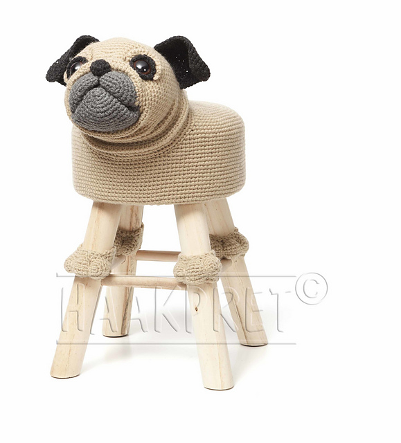 Animal stool pug