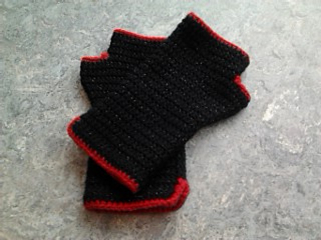 Edgy Wrist Warmers