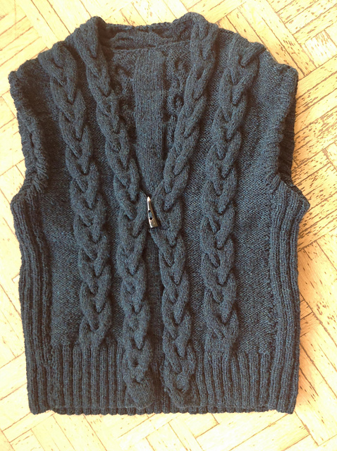 Modell 135/4 Weste