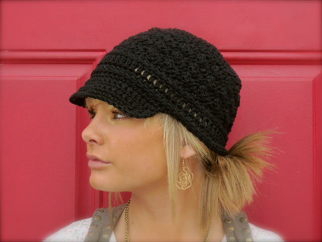 textured crochet newsboy cap