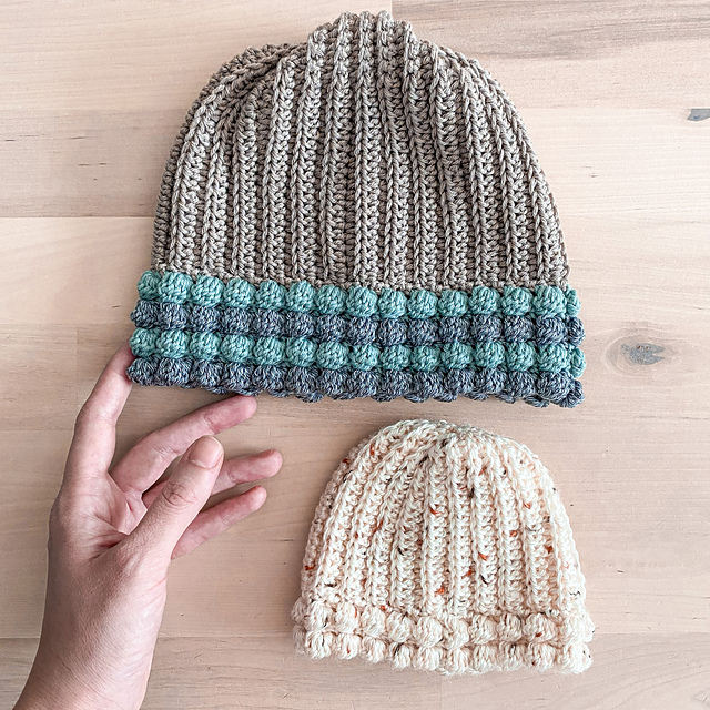 Ribbed Bobble Beanie