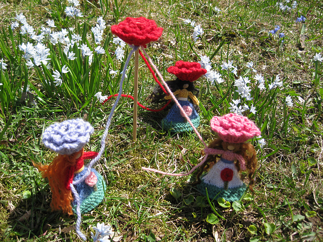 Ravelry: English Rose pattern by Natasha Hanson