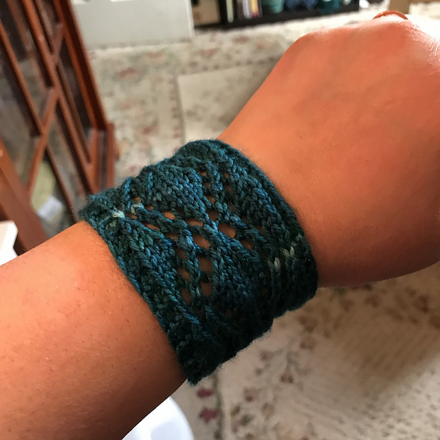 Diamond Lace Cuff