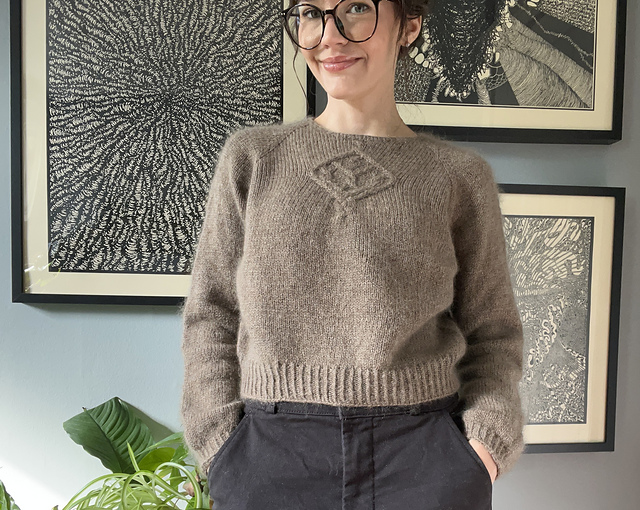 Pendant Pullover