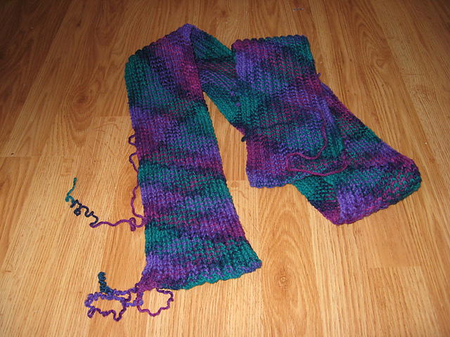 Self-Striping Argyle Scarf