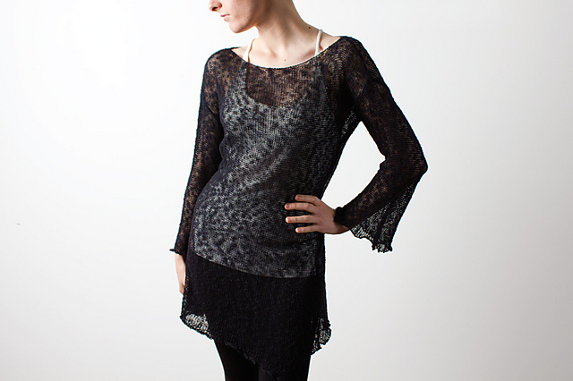 Ravelry: Vaganza (long) pattern by Teresa Dair