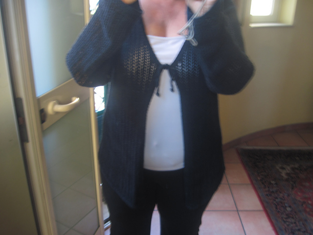 Cardigan nero traforato
