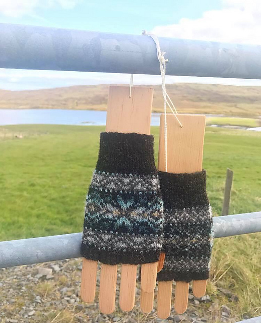 Beach Mitts