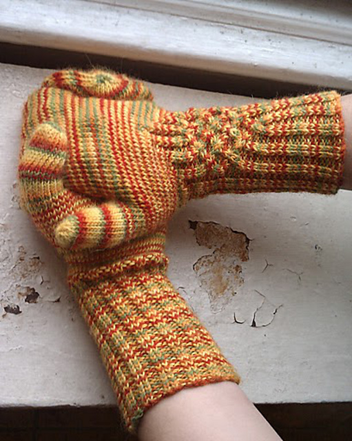 Knotty Mittens