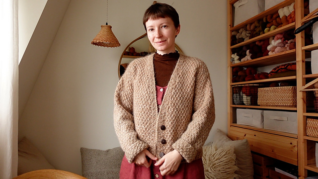Ravelry: Mam's Cardigan pattern by Teti Lutsak