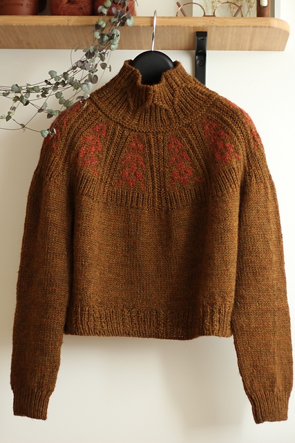 Ravelry: Grass whispers pullover pattern by Teti Lutsak