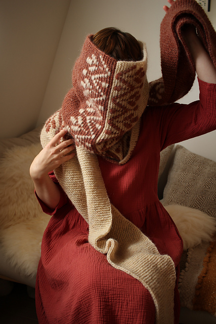 Ravelry: Nivalis wrap pattern by Teti Lutsak