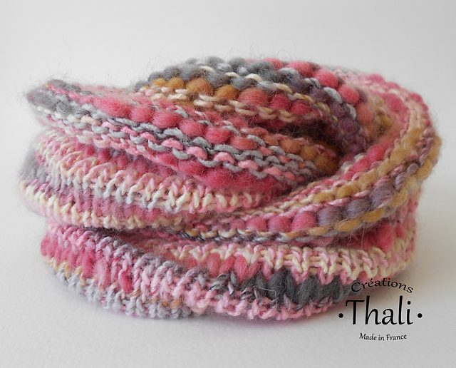 Snood Pommegranate