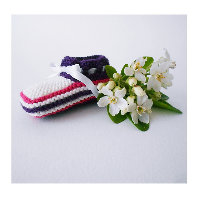 Chaussons Courts Avec Lacets Tricolore