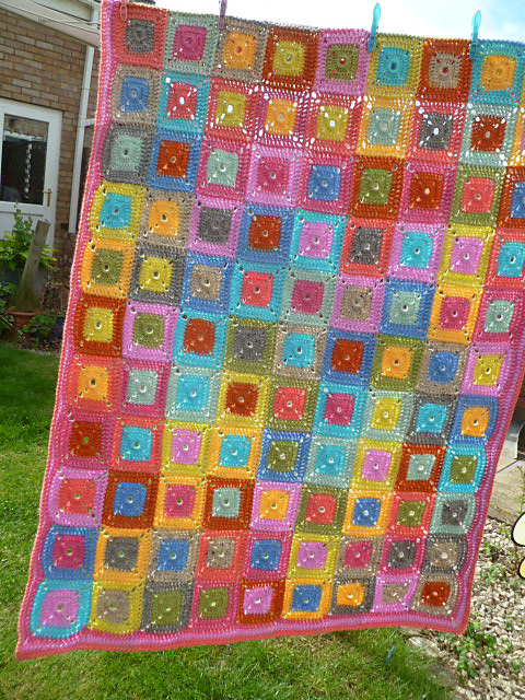 Square in a Square Throw