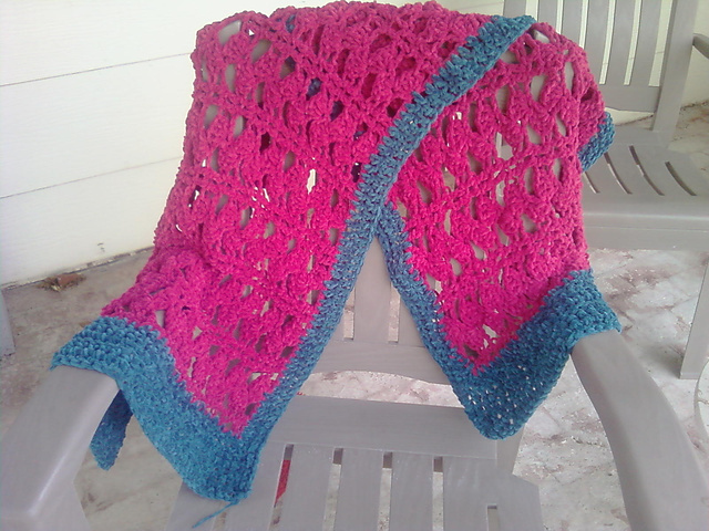 Zig Zag Shells Stole