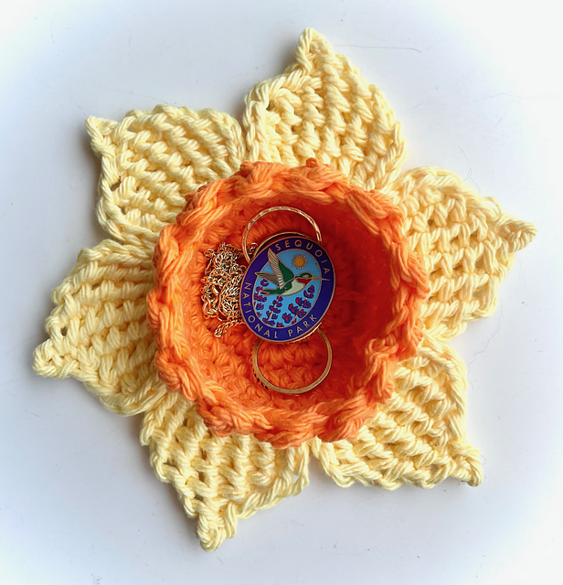 Daffodil Candle Holder and Ring Dish