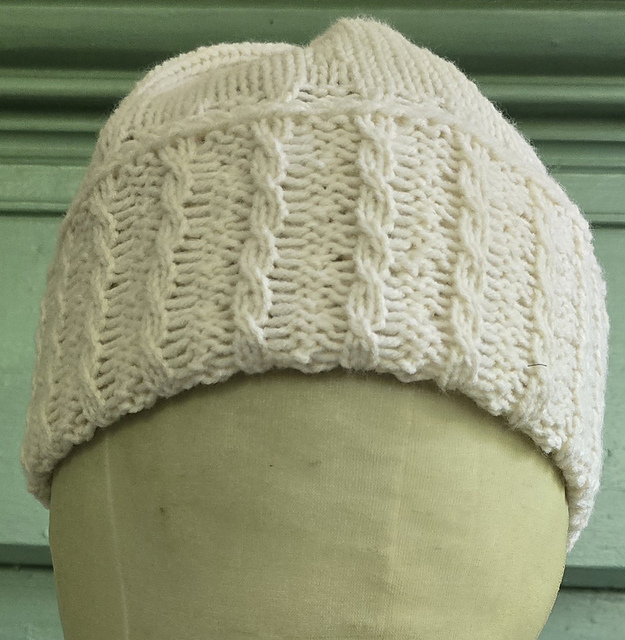 Classic Hat with Reversible Cabled Ribbing