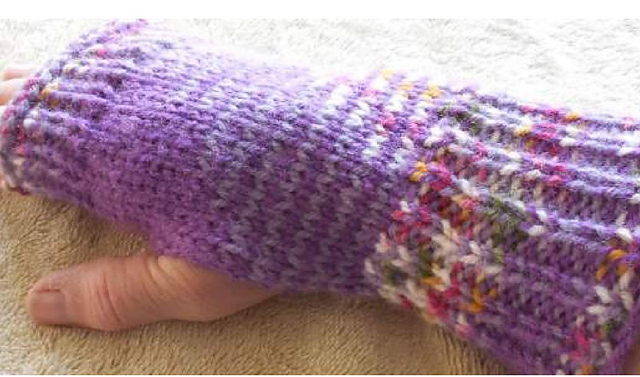 Easiest Fingerless Gloves