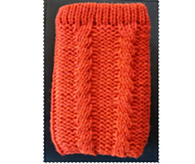 Cabled Phone Pouch