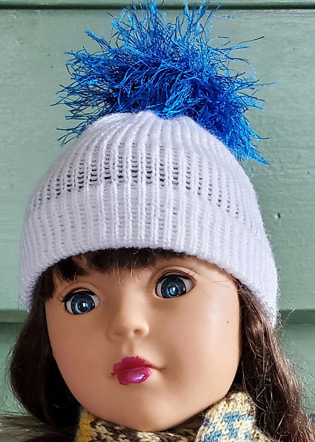 Integral Pompom Hat