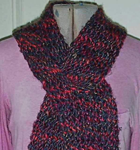 Keyhole Scarf